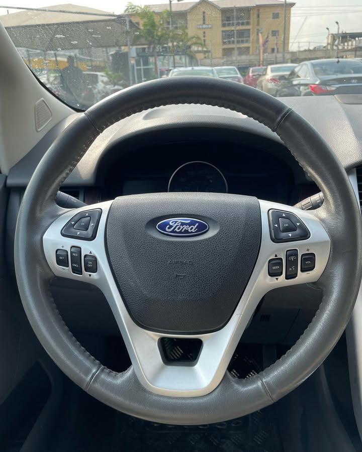 ayobanksautos-20251223-0003